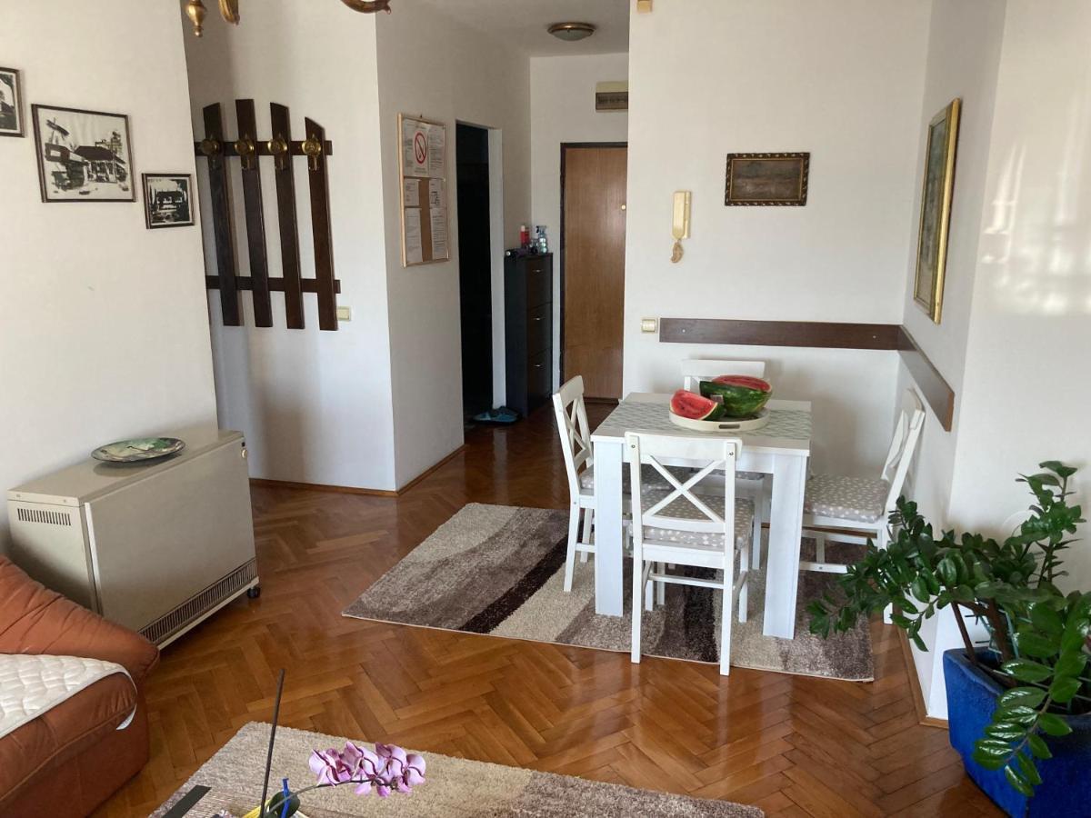 Apartamento Rajana , Beograd - Hram Svetog Save Exterior foto